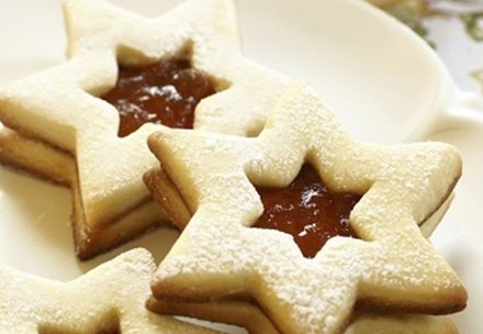 Linzer Cookies image