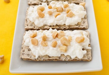 Pineapple Crisps image